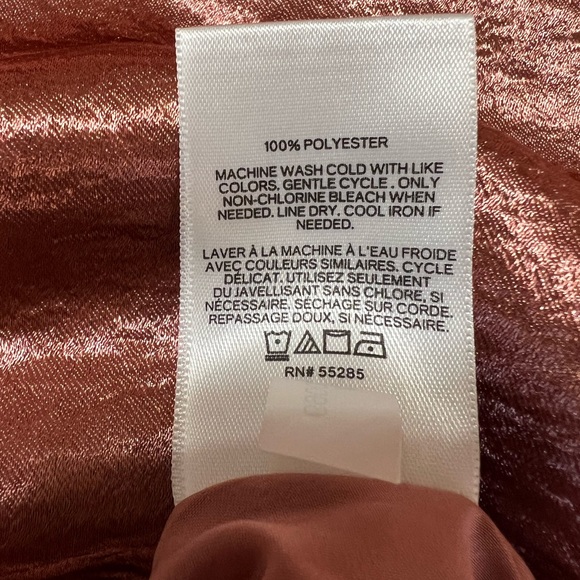 EUC Express Size 0 metallic rose gold mini skirt - Picture 6 of 7